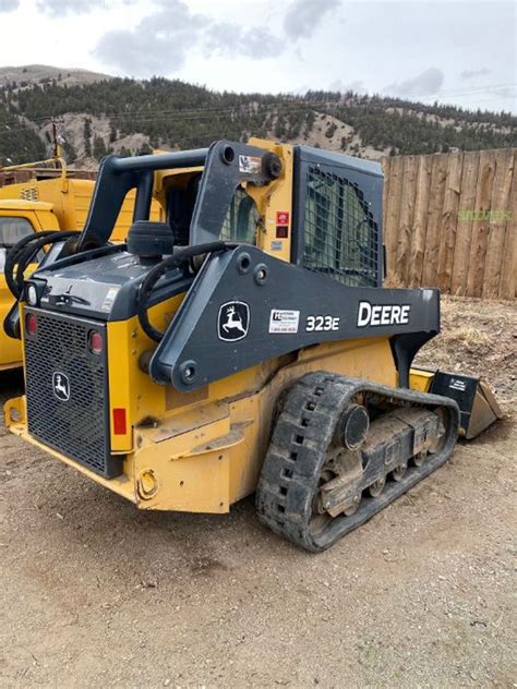 john deere 323e skid steer